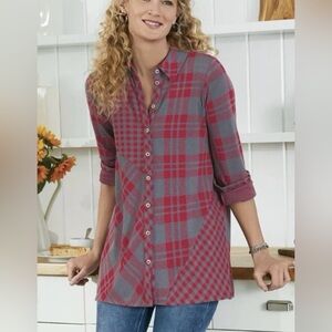 SOFT SURROUNDINGS Paramour Red Gray Plaid Soft Fleece Button Front size M Womens
